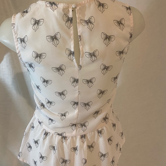 H&M Bow Design Peplum Top - Picture 3 of 4